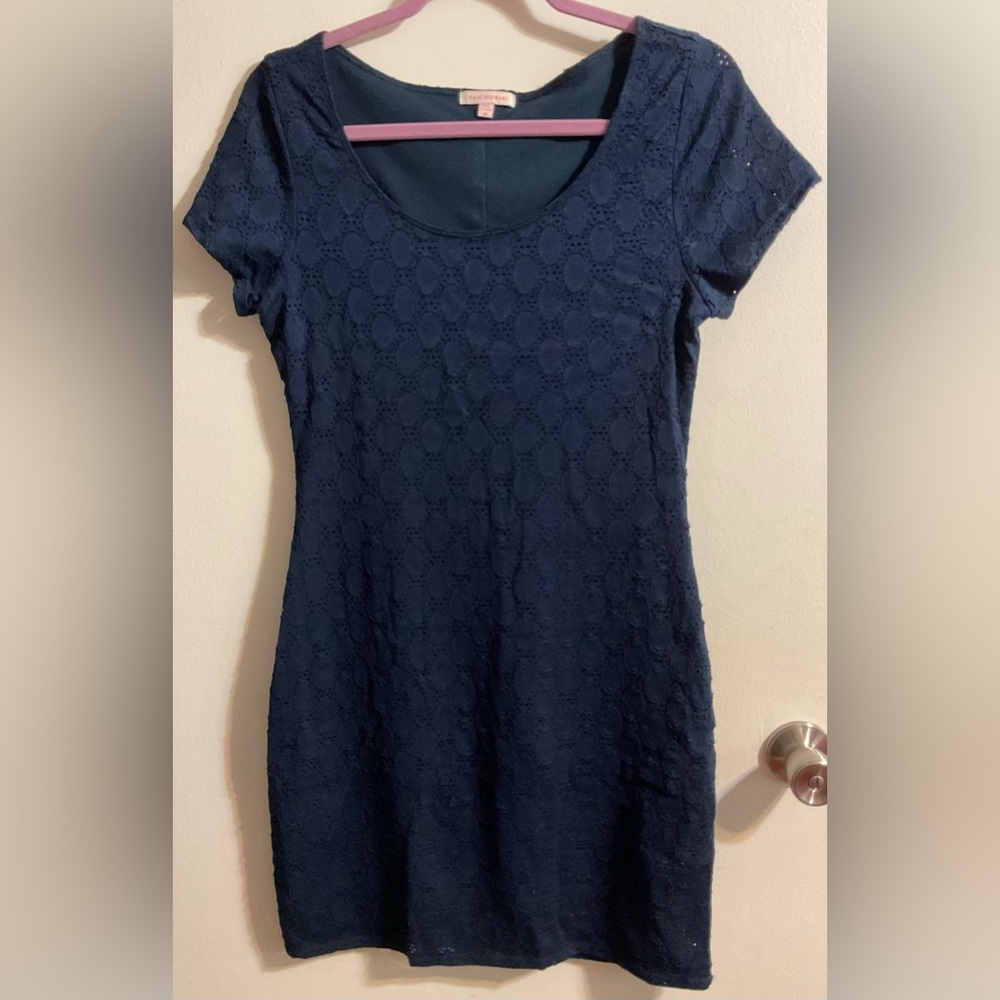 Women’s Issac Mizrahi Size Medium Dress